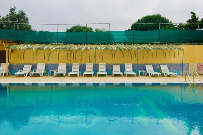 Hotel Cicek Evler Tatil Koeyue à Armutlu Extérieur photo