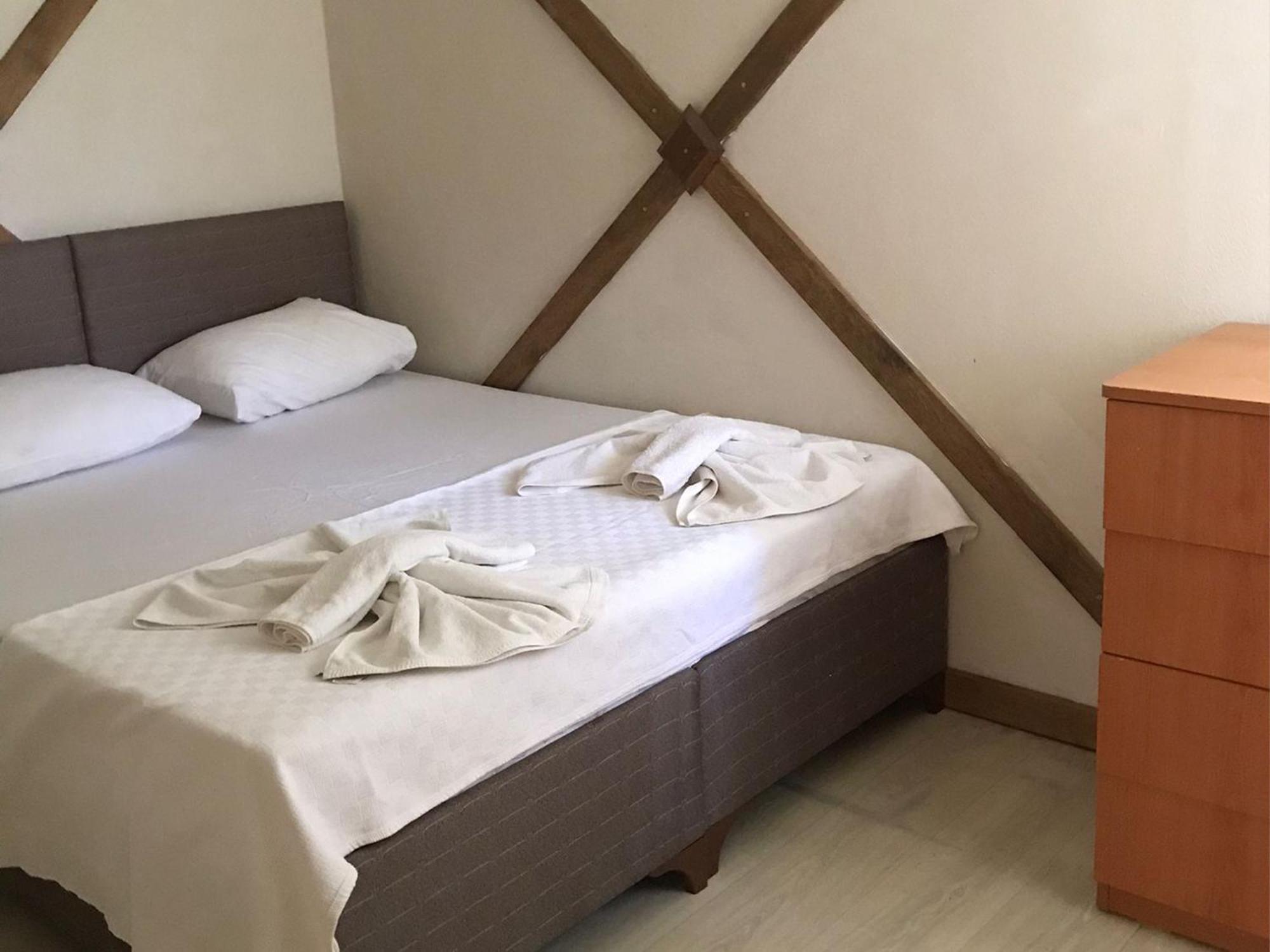 Hotel Cicek Evler Tatil Koeyue à Armutlu Extérieur photo